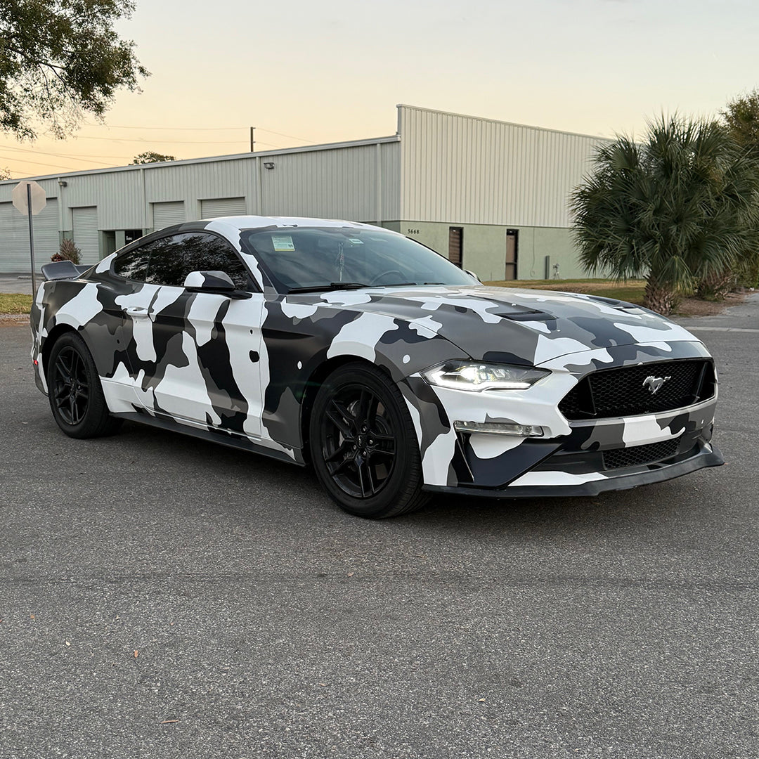 Custom Vinyl Wraps: Adding Style to Cars and Equipment