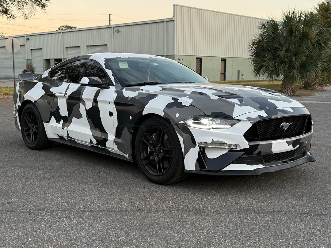 Custom Vinyl Wraps: Adding Style to Cars and Equipment