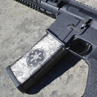 AR-15 Mag Skin (GS Battleworn Snow Trooper) - GunSkins