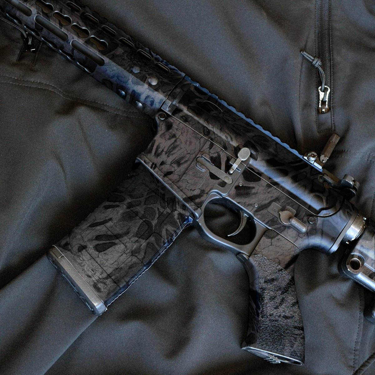 AR-15 Rifle Skin - GunSkins