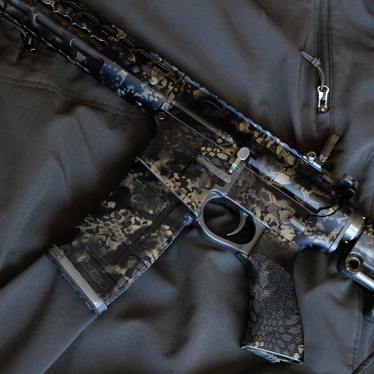 AR-15 Rifle Skin - GunSkins